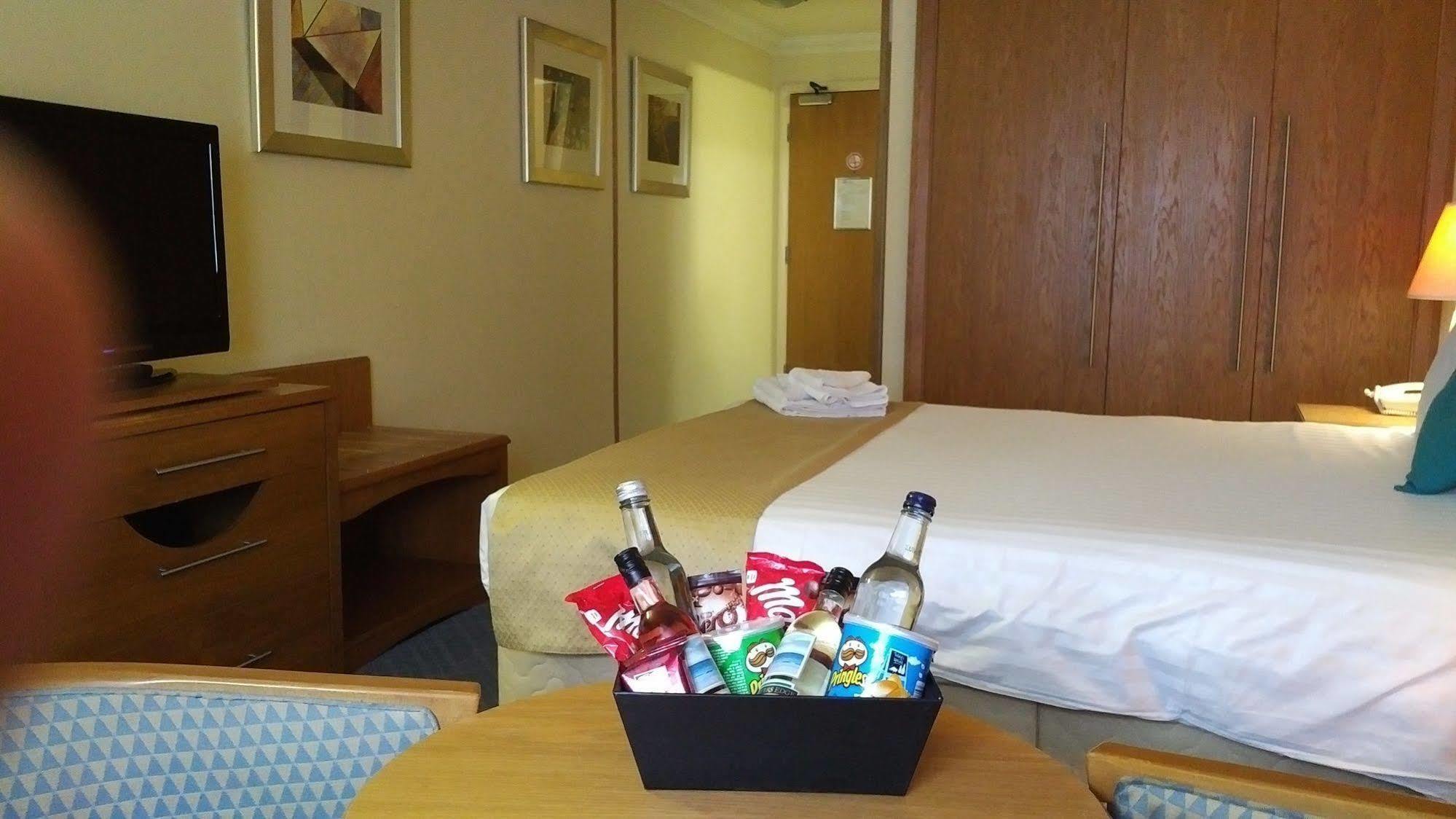 Hotel & Conference Centre